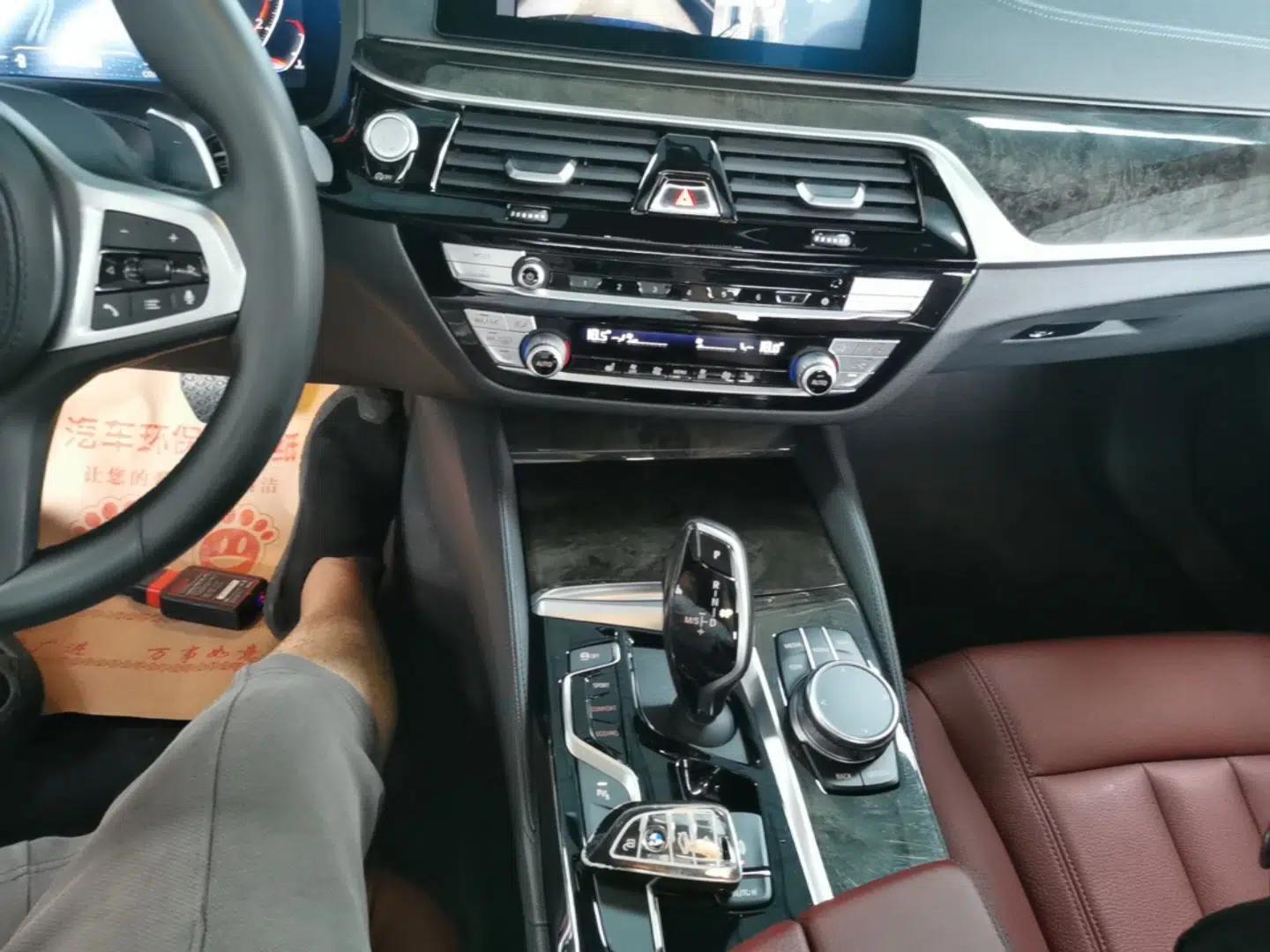 BMW 5 Series 2020 530Li Leading Model M Sport Package — миниатюра 21