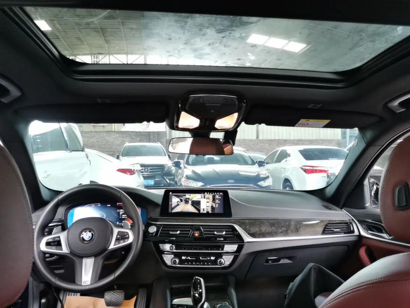 BMW 5 Series 2020 530Li Leading Model M Sport Package — миниатюра 26