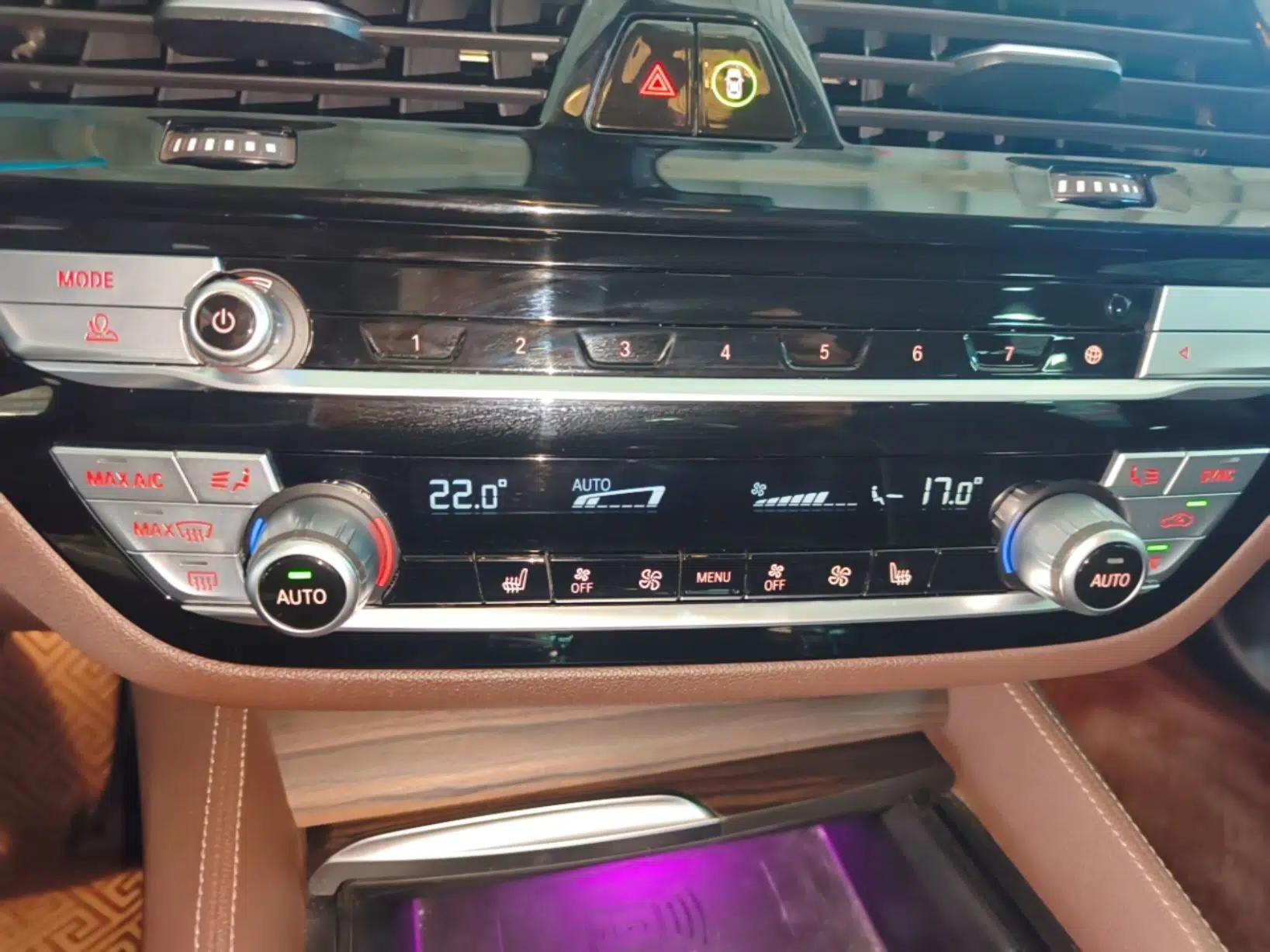 BMW 5 Series 2021 530Li Leading Luxury Package — миниатюра 20