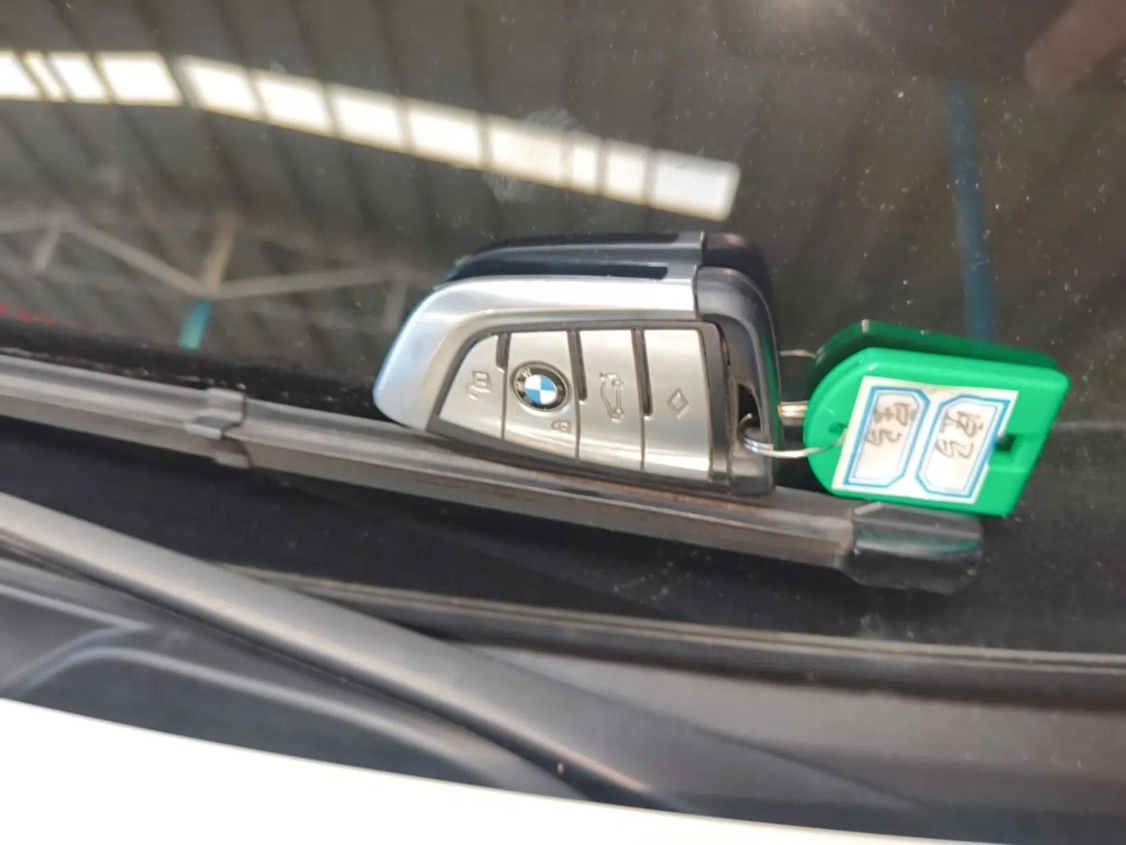 BMW 5 Series 2021 530Li Leading Luxury Package — миниатюра 28