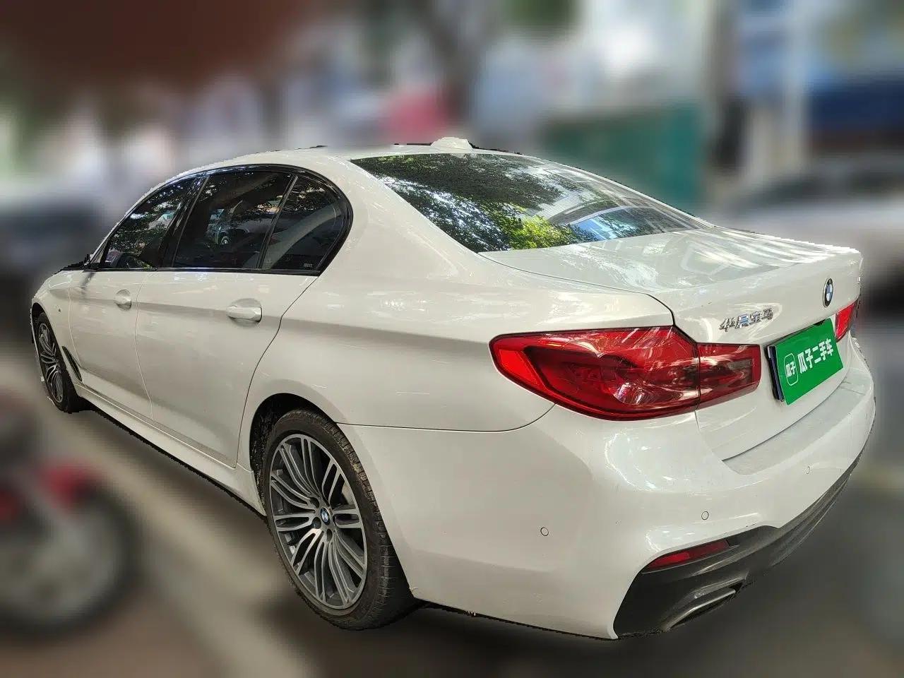 BMW 5 Series 2019 530Li Leading Model M Sport Package — миниатюра 4