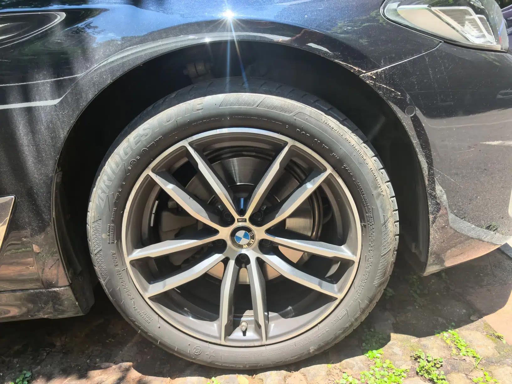 BMW 5 Series 2022 Second Facelift 525Li M Sport Package — миниатюра 8