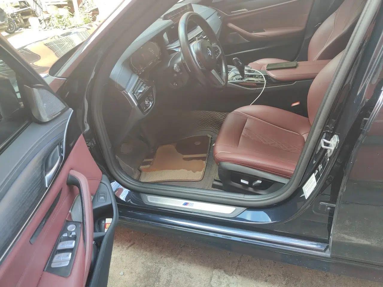 BMW 5 Series 2021 530Li Leading Luxury Package — миниатюра 16