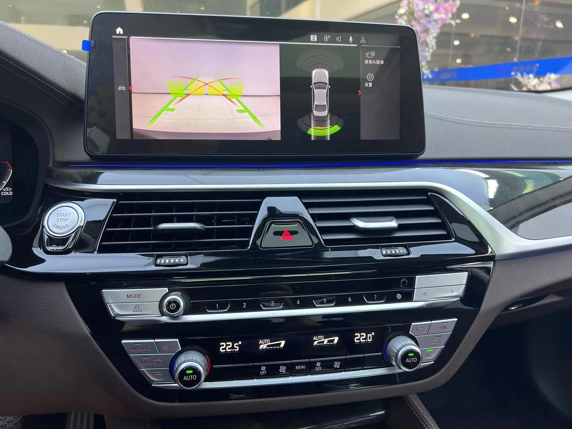 BMW 5 Series 2022 Restyled 525Li Luxury Package — миниатюра 13