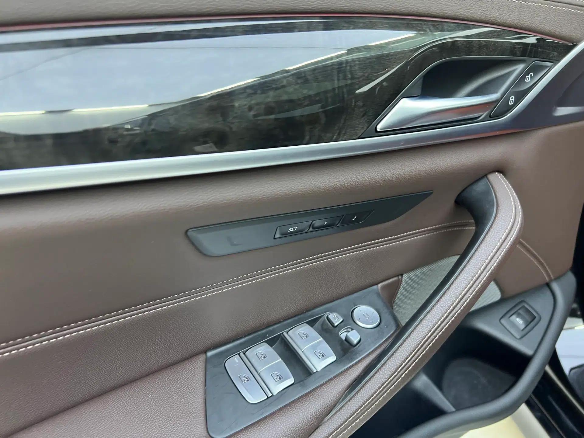 BMW 5 Series 2022 Restyled 525Li Luxury Package — миниатюра 20