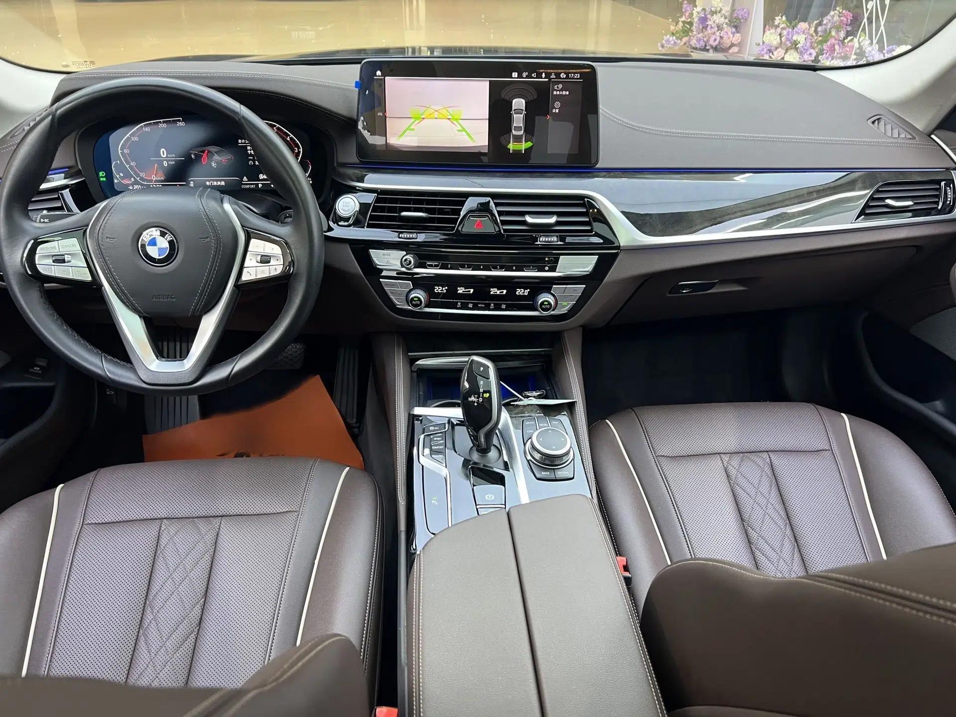 BMW 5 Series 2022 Restyled 525Li Luxury Package — миниатюра 9