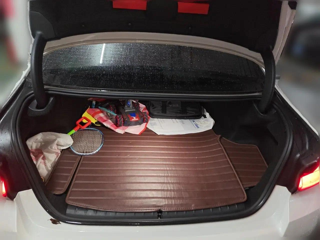 BMW 5 Series New Energy 2022 Second Facelift 535Le M Sport Package — миниатюра 19