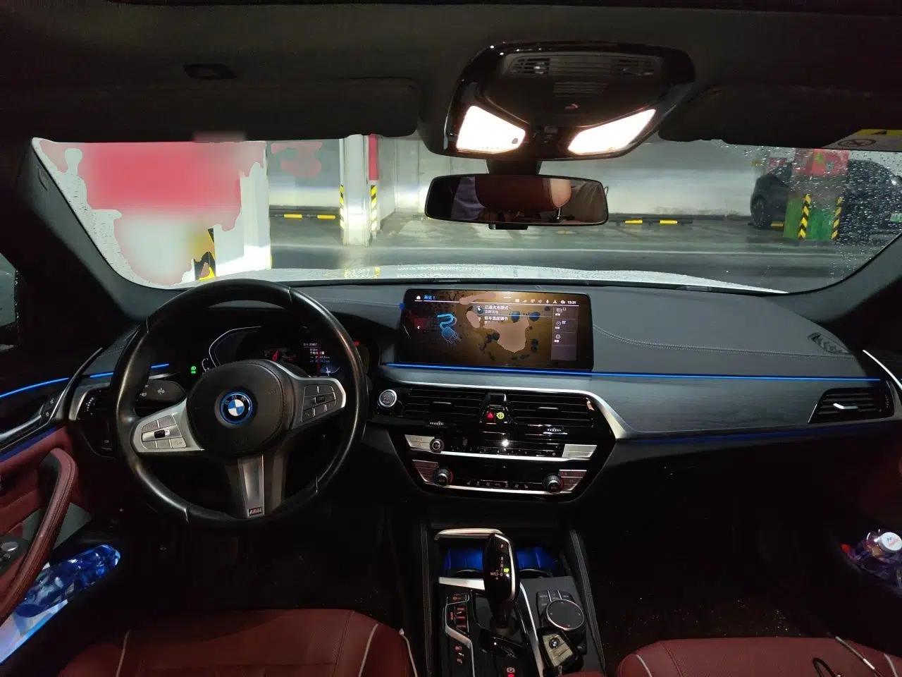 BMW 5 Series New Energy 2022 Second Facelift 535Le M Sport Package — миниатюра 9