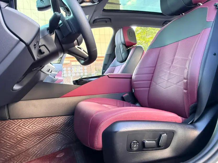 BMW 5 Series 2025 530Li Luxury Edition M Sport Package — миниатюра 16