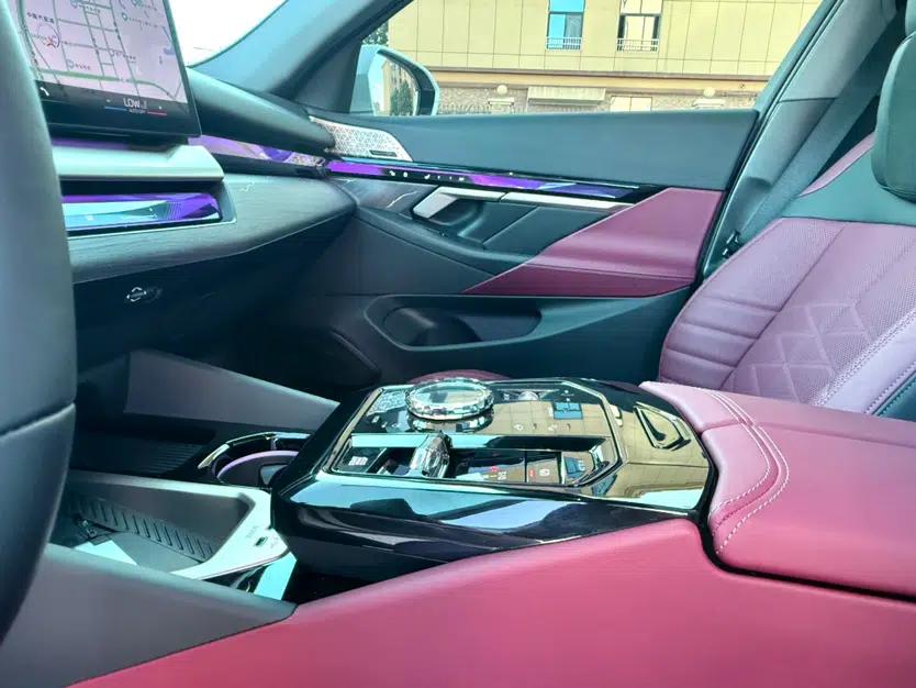 BMW 5 Series 2025 530Li Luxury Edition M Sport Package — миниатюра 21