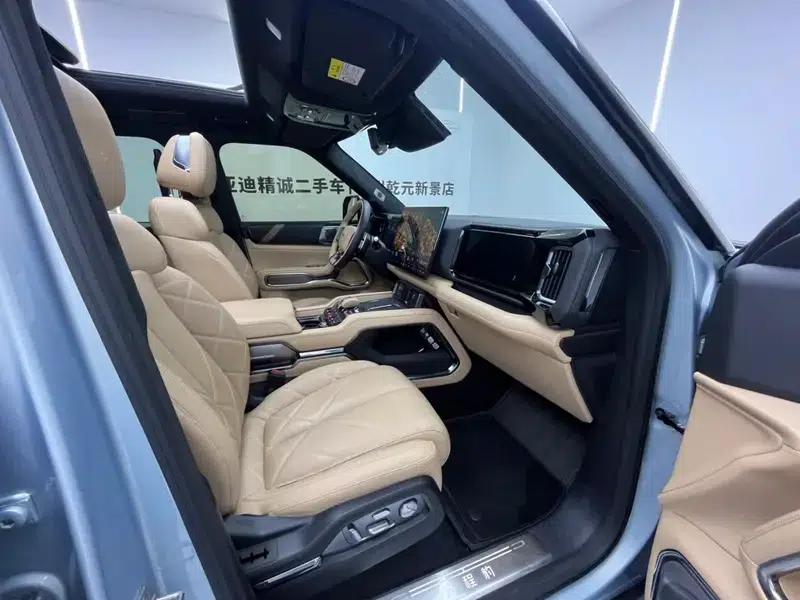 Leopard 8 2025 Smart & Brave Flagship Edition 7-Seater — миниатюра 13