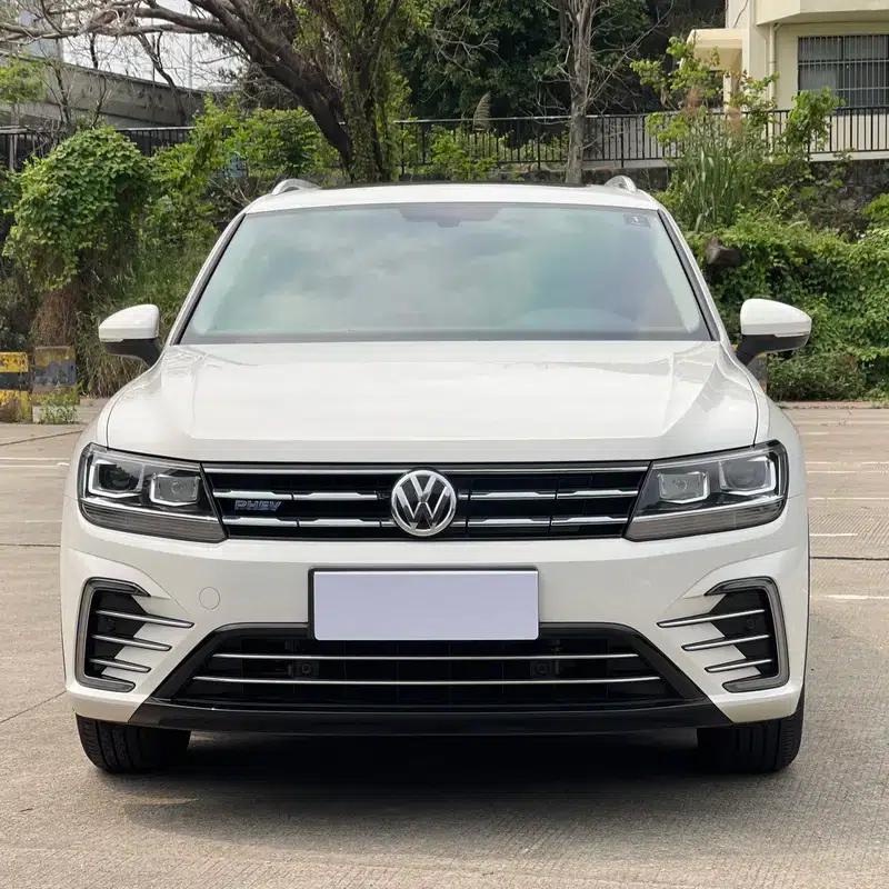 Tiguan L PHEV 2021 1.4T Plug-in Hybrid Premium Edition — миниатюра 2