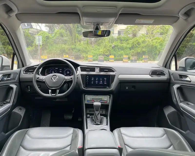 Tiguan L PHEV 2021 1.4T Plug-in Hybrid Premium Edition — миниатюра 22