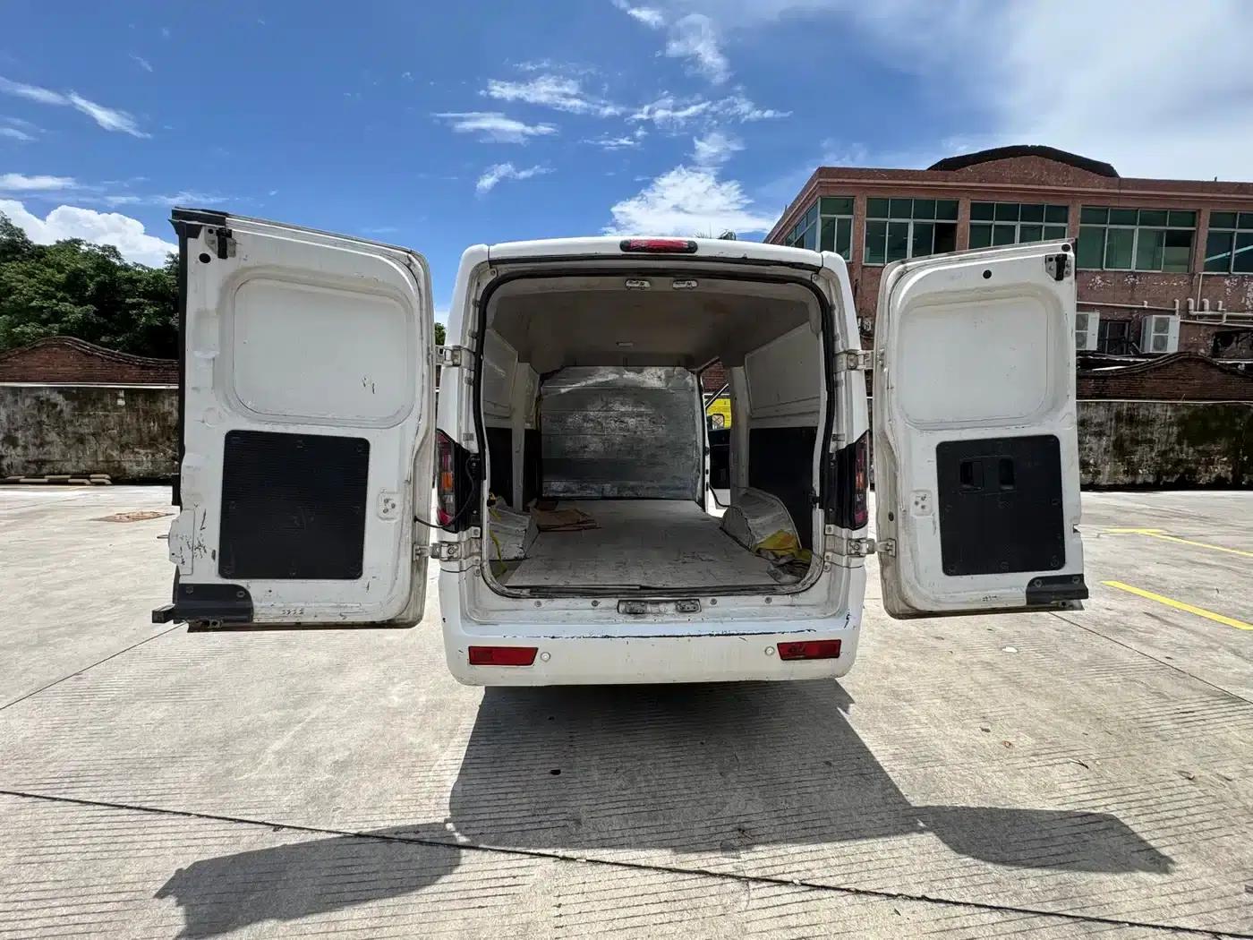EV6 2023 Fast Charging Version — миниатюра 16