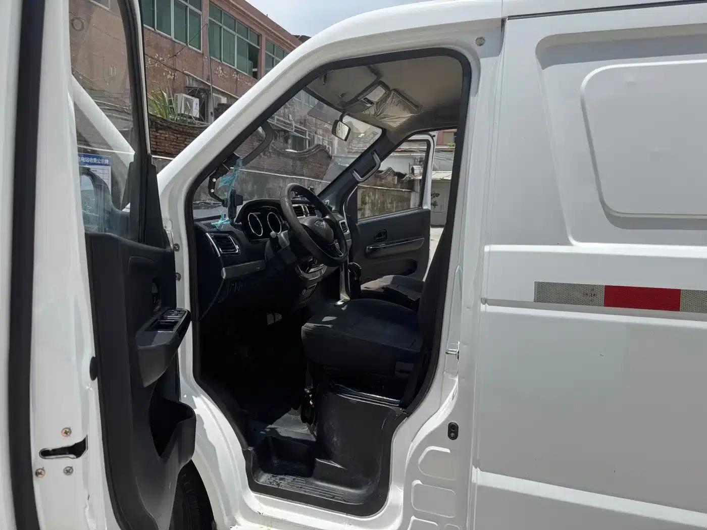 EV6 2023 Fast Charging Version — миниатюра 9