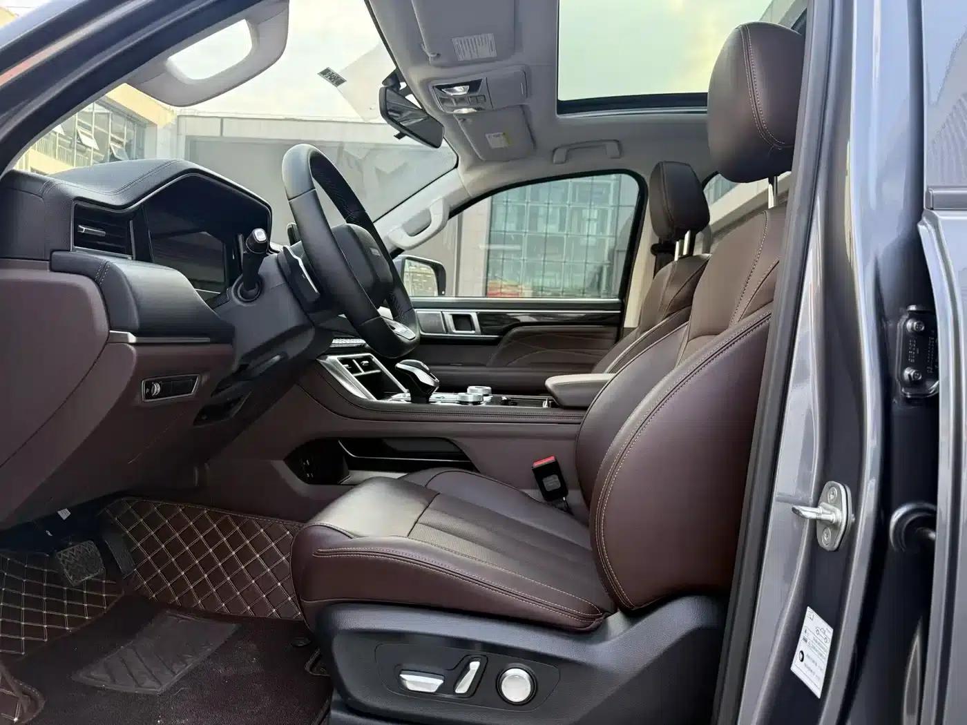 Foton Mars 2024 Mars 9 2.0T Gasoline Automatic Four-Wheel Drive Standard Wheelbase Supreme Edition — миниатюра 4