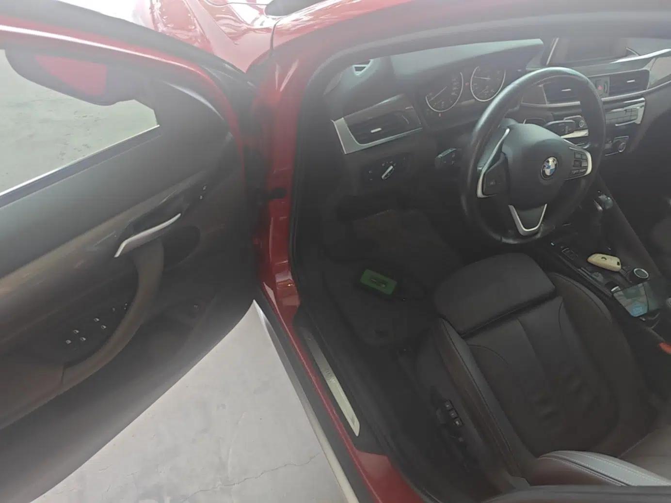 BMW X1 2018 sDrive18Li Luxury Model — миниатюра 23