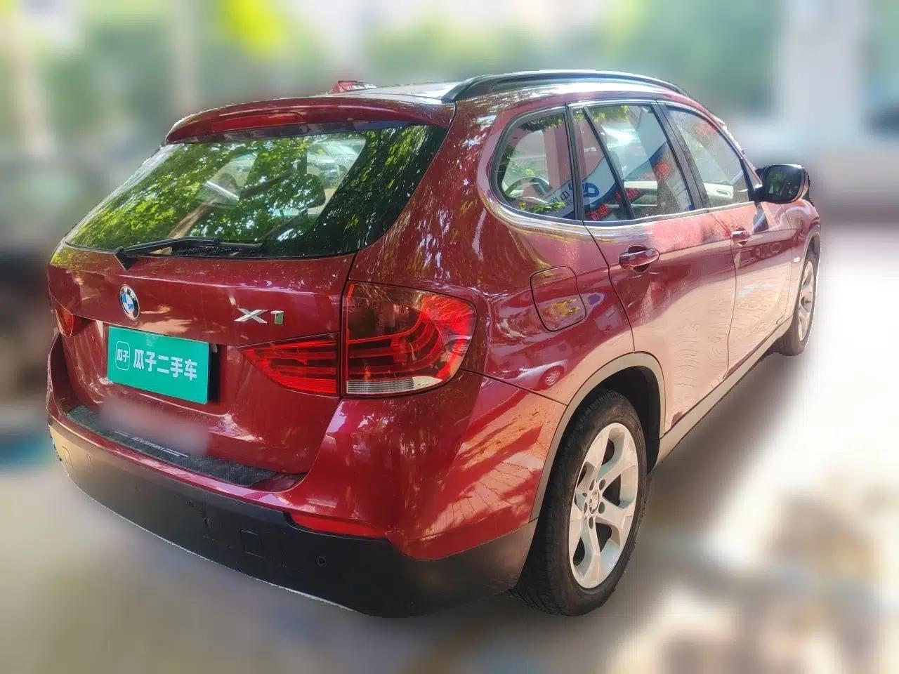 BMW X1 2010 sDrive18i Luxury Model — миниатюра 6