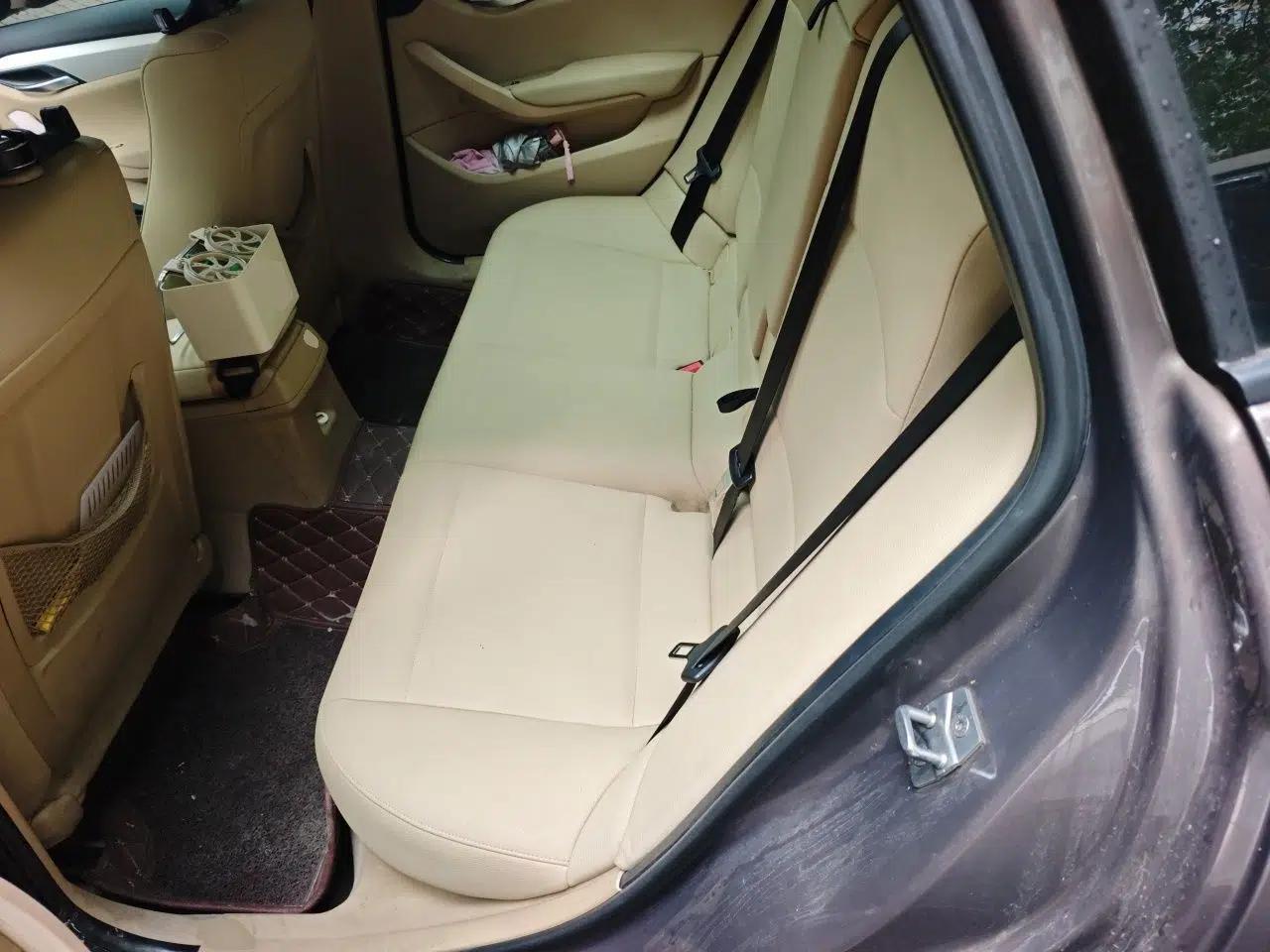 BMW X1 2012 sDrive18i Luxury Edition — миниатюра 17