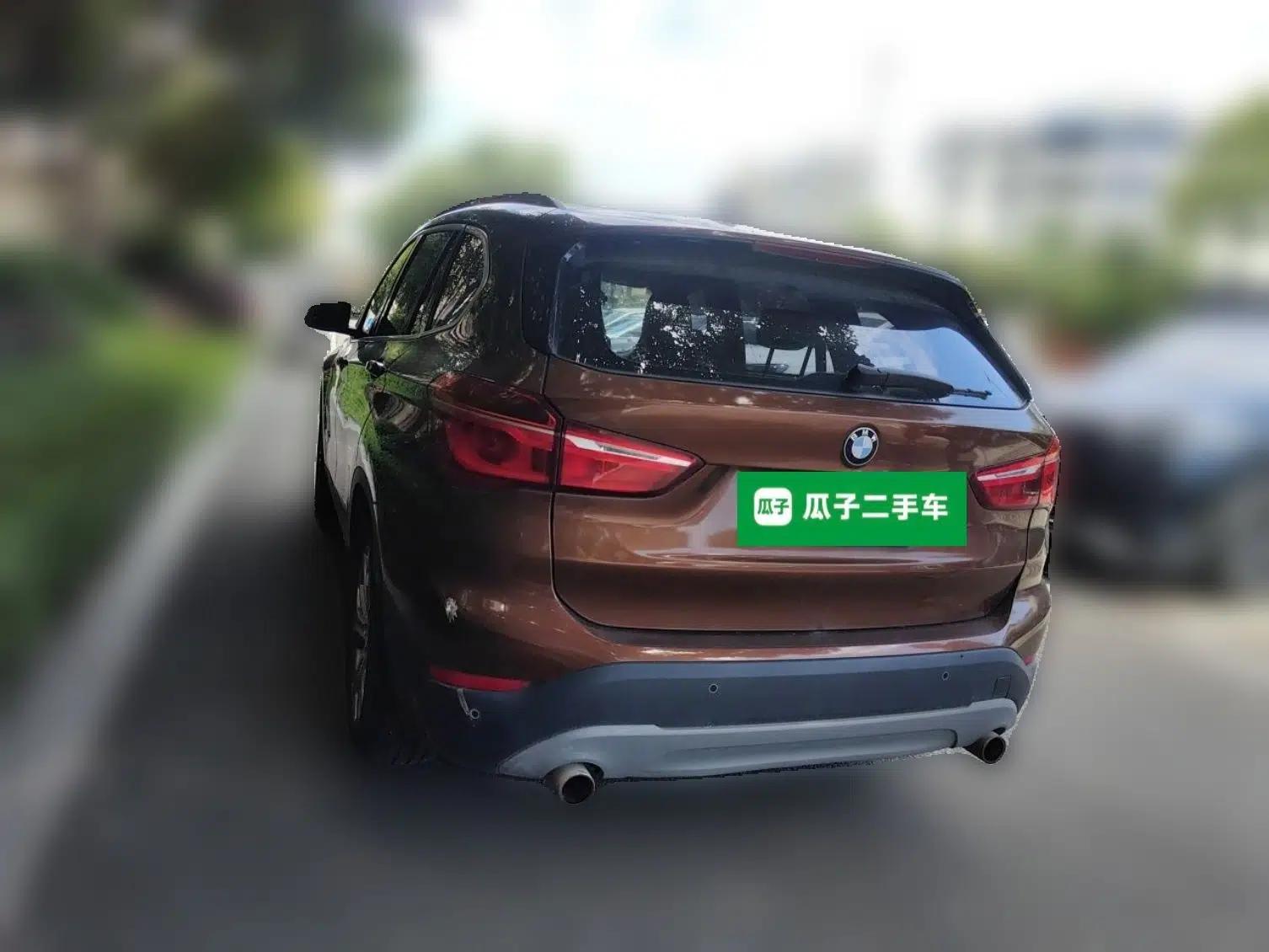BMW X1 2018 sDrive20Li Leading Model — миниатюра 4