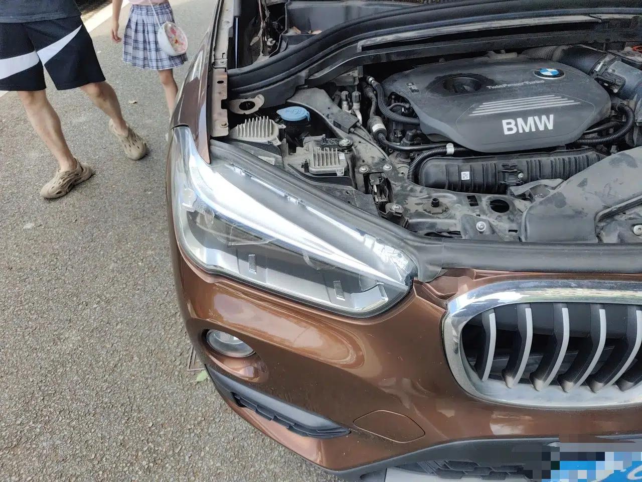 BMW X1 2018 sDrive20Li Leading Model — миниатюра 7