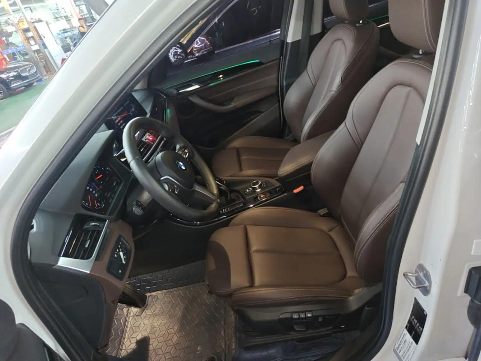 BMW X1 2020 sDrive20Li Premium Edition — миниатюра 17