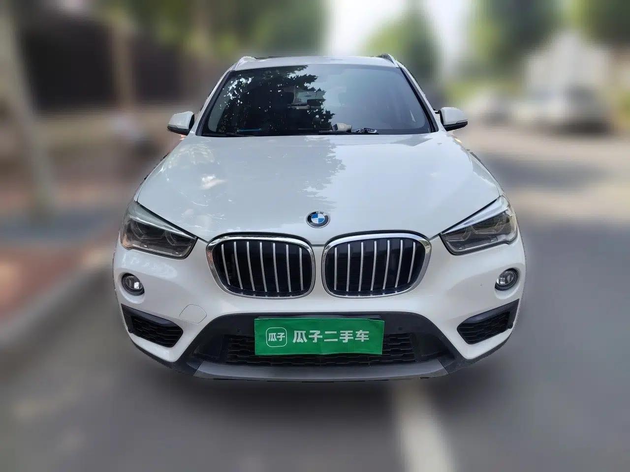 BMW X1 2019 sDrive20Li Leading Model — миниатюра 2