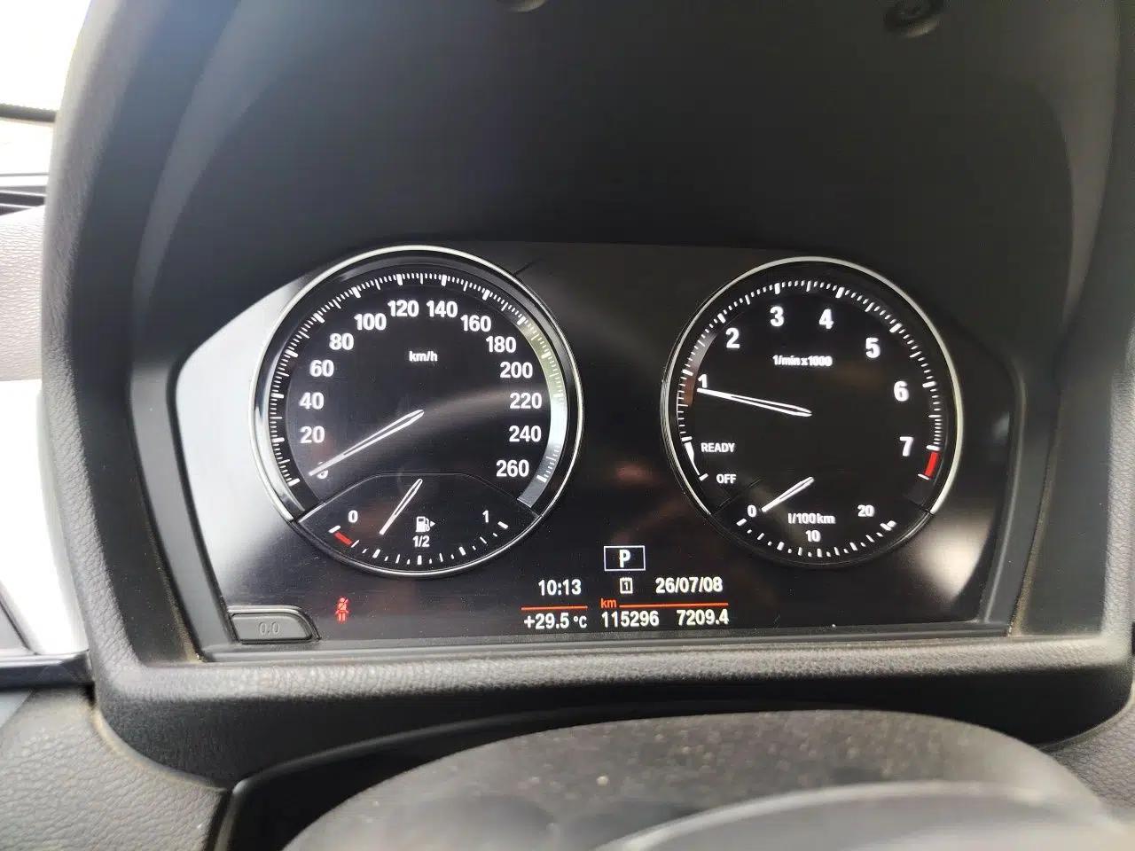 BMW X1 2019 sDrive20Li Leading Model — миниатюра 11