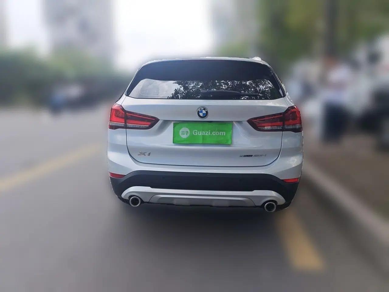 BMW X1 2020 sDrive20Li Premium Edition — миниатюра 3