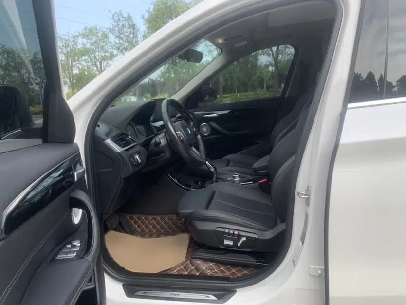 BMW X1 2021 sDrive20Li Premium Edition — миниатюра 26