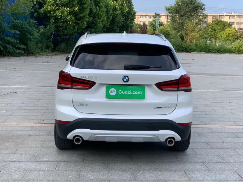 BMW X1 2021 sDrive20Li Premium Edition — миниатюра 4
