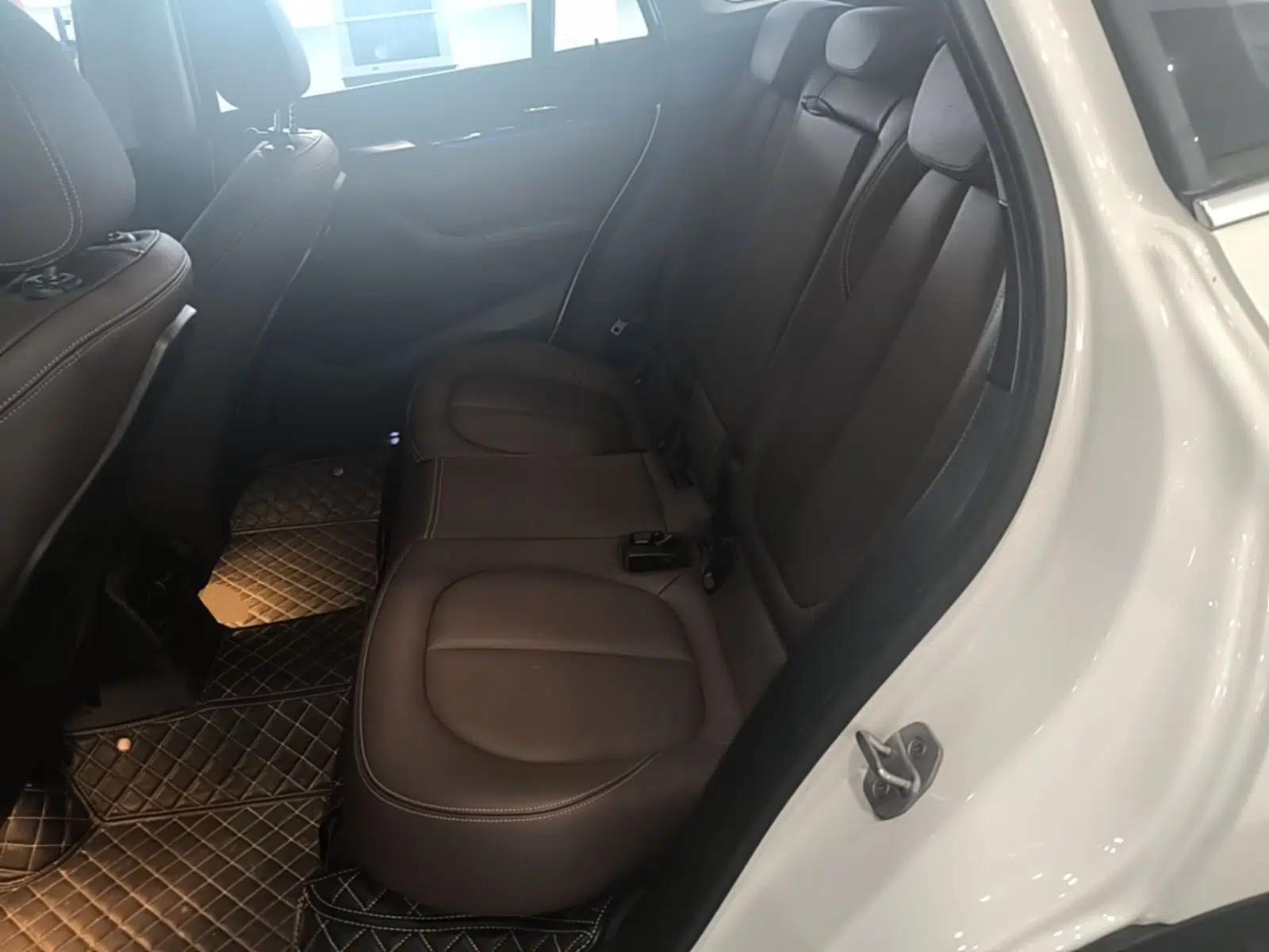 BMW X1 2020 sDrive20Li Fashion Model — миниатюра 25