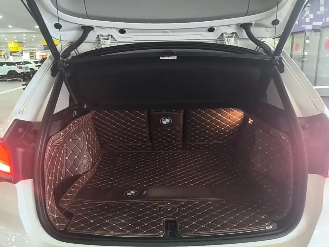 BMW X1 2020 sDrive20Li Fashion Model — миниатюра 27