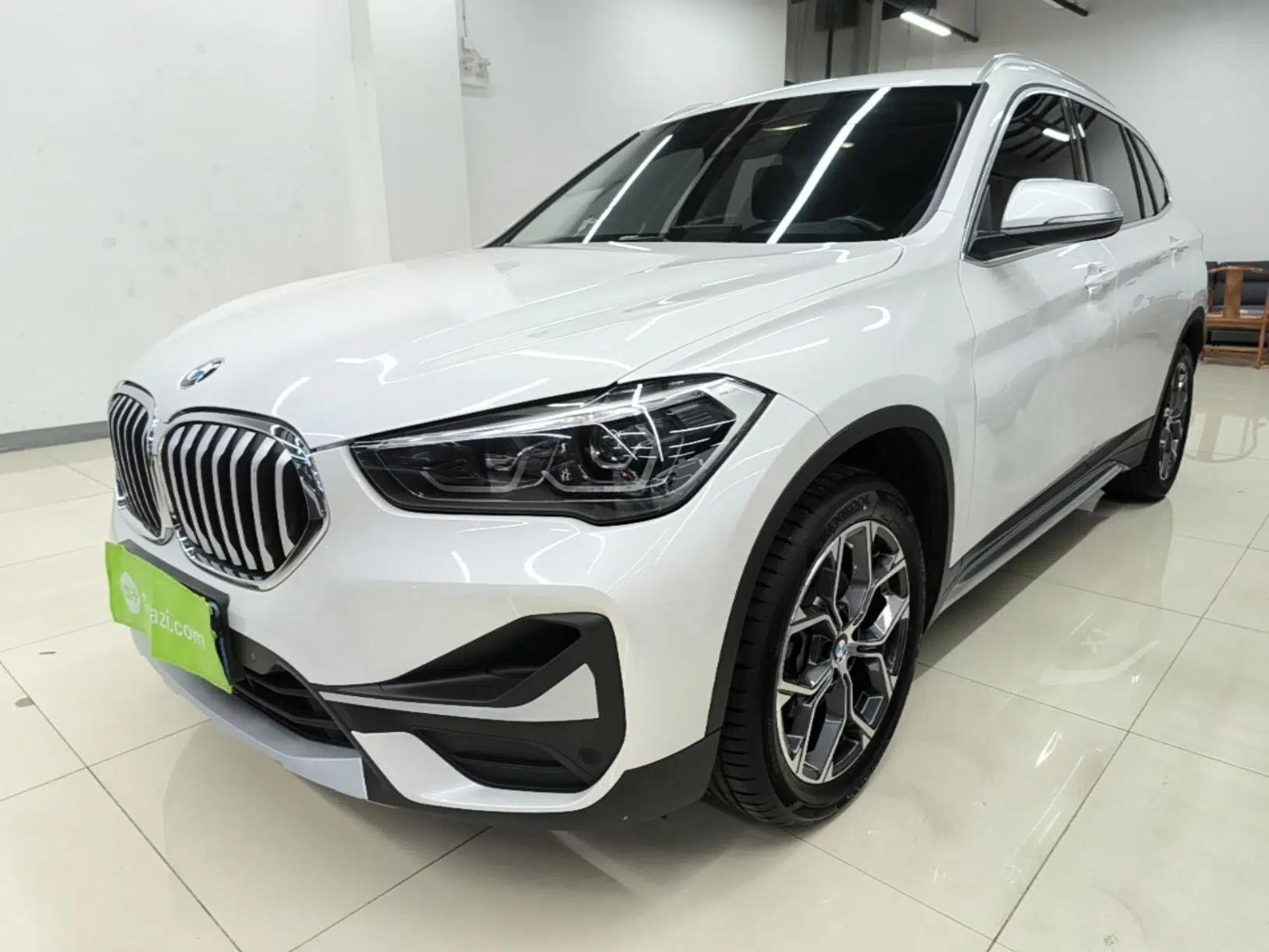 BMW X1 2021 sDrive20Li Premium Edition — миниатюра 1