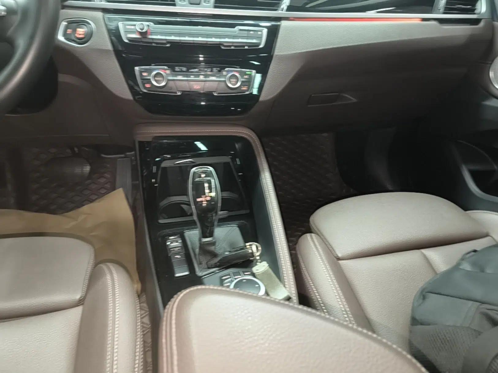 BMW X1 2021 sDrive20Li Premium Edition — миниатюра 16