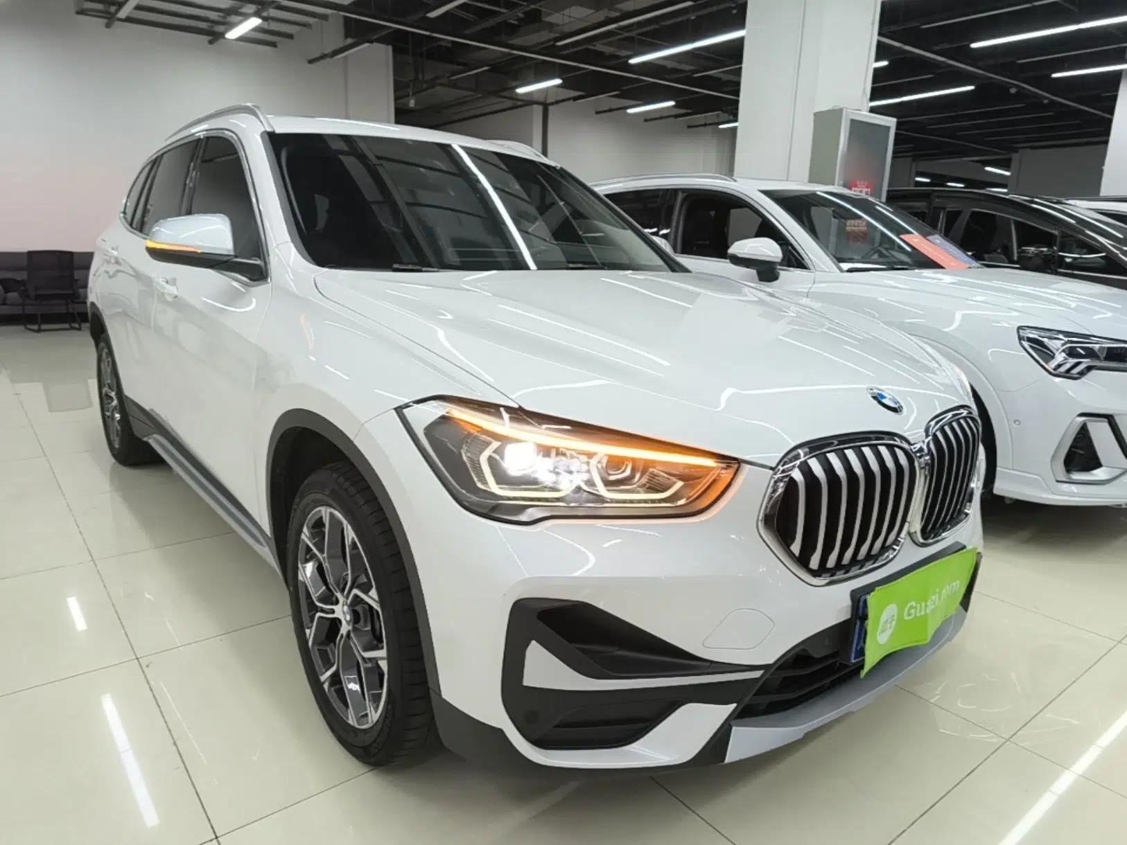 BMW X1 2021 sDrive20Li Premium Edition — миниатюра 3