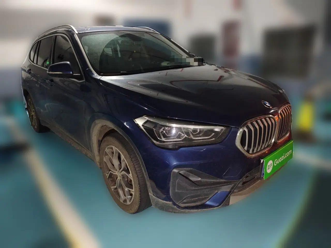 BMW X1 2021 sDrive25Li Leading Model — миниатюра 3
