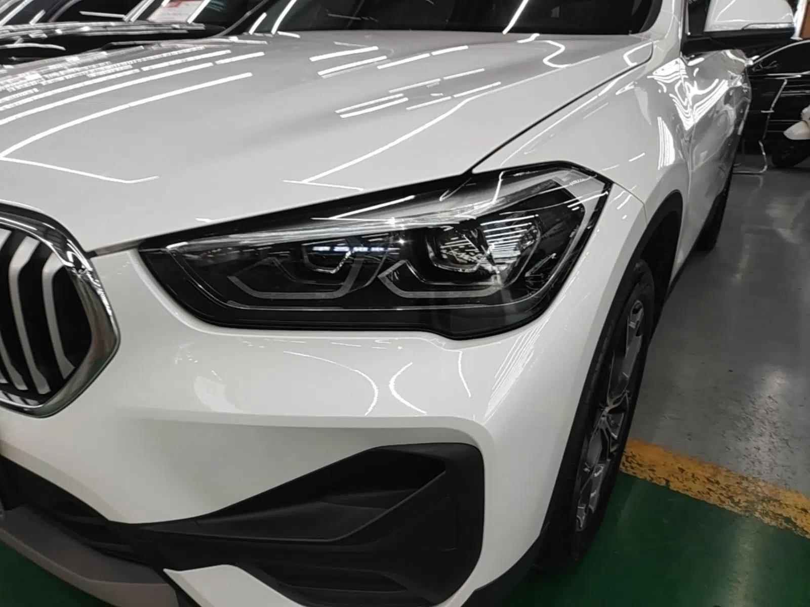 BMW X1 2021 Restyled sDrive25Li Leading Edition — миниатюра 8