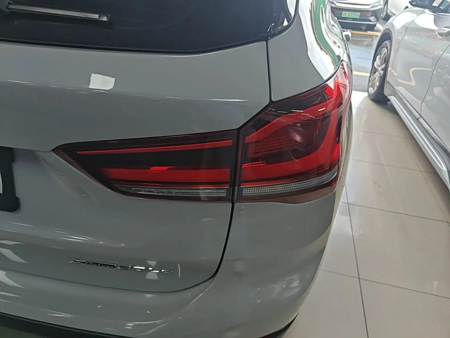 BMW X1 New Energy 2020 xDrive30Le Premium Edition — миниатюра 9