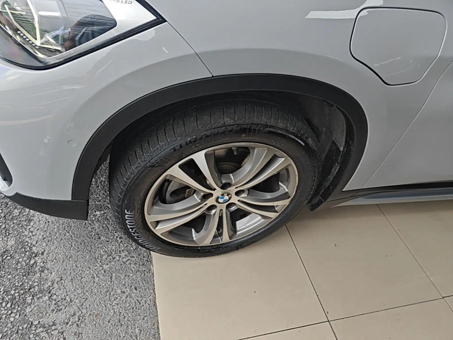 BMW X1 New Energy 2020 xDrive30Le Premium Edition — миниатюра 10