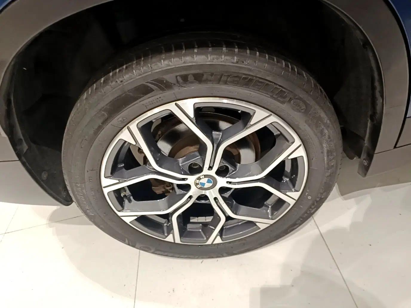 BMW X1 2021 sDrive25Li Leading Model — миниатюра 11