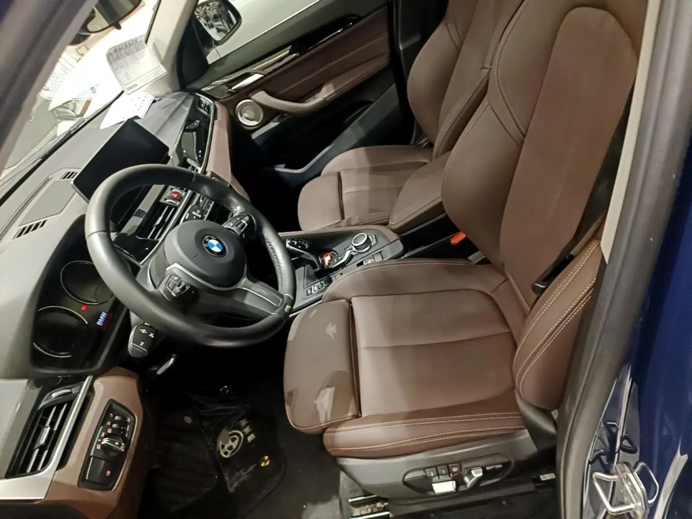 BMW X1 2021 sDrive25Li Leading Model — миниатюра 17