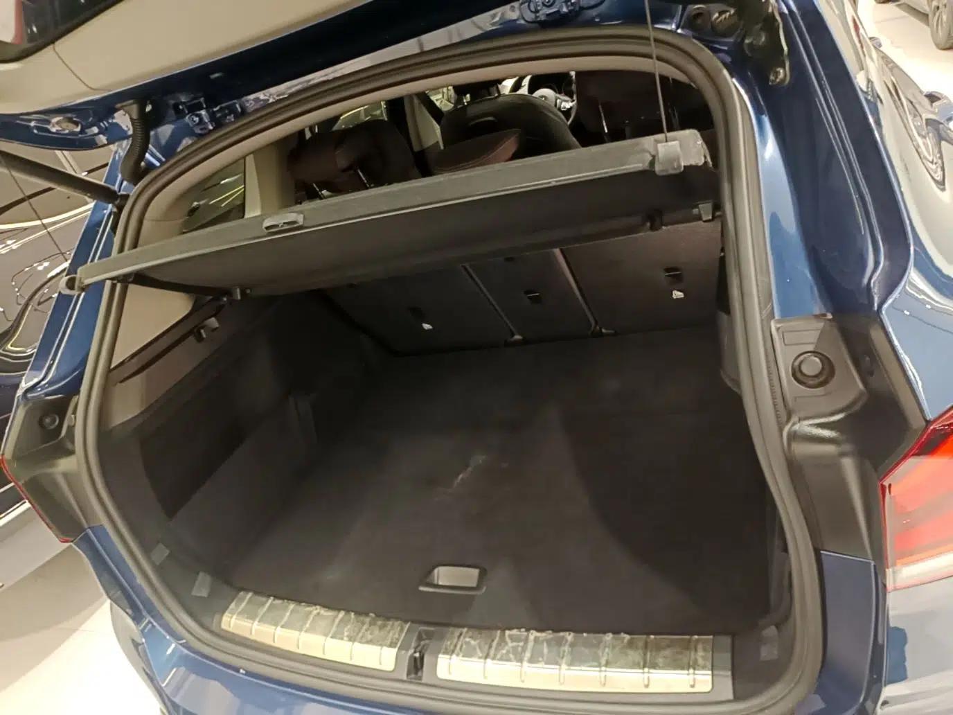 BMW X1 2021 sDrive25Li Leading Model — миниатюра 22
