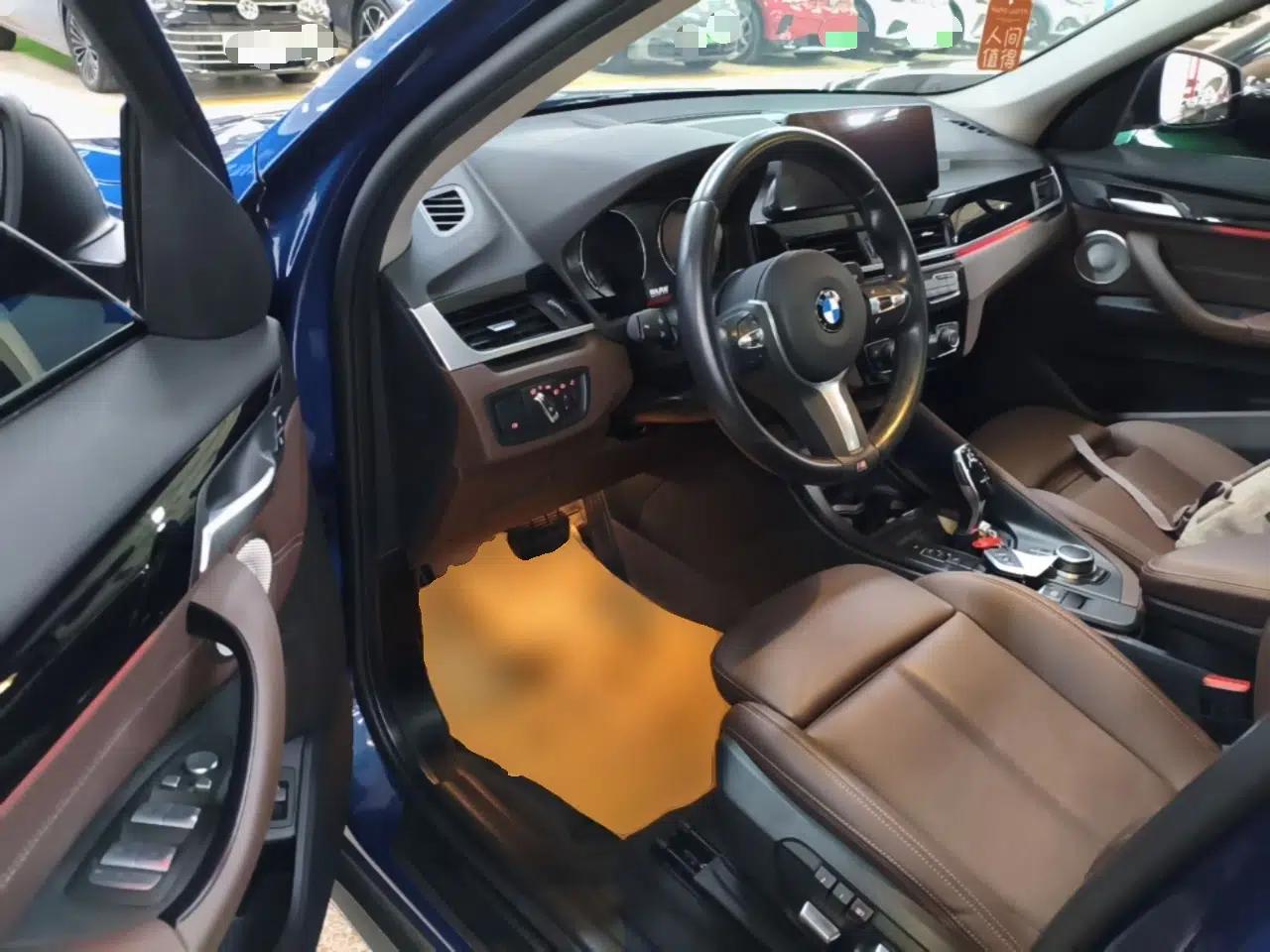 BMW X1 2022 sDrive25Li Leading Model — миниатюра 18