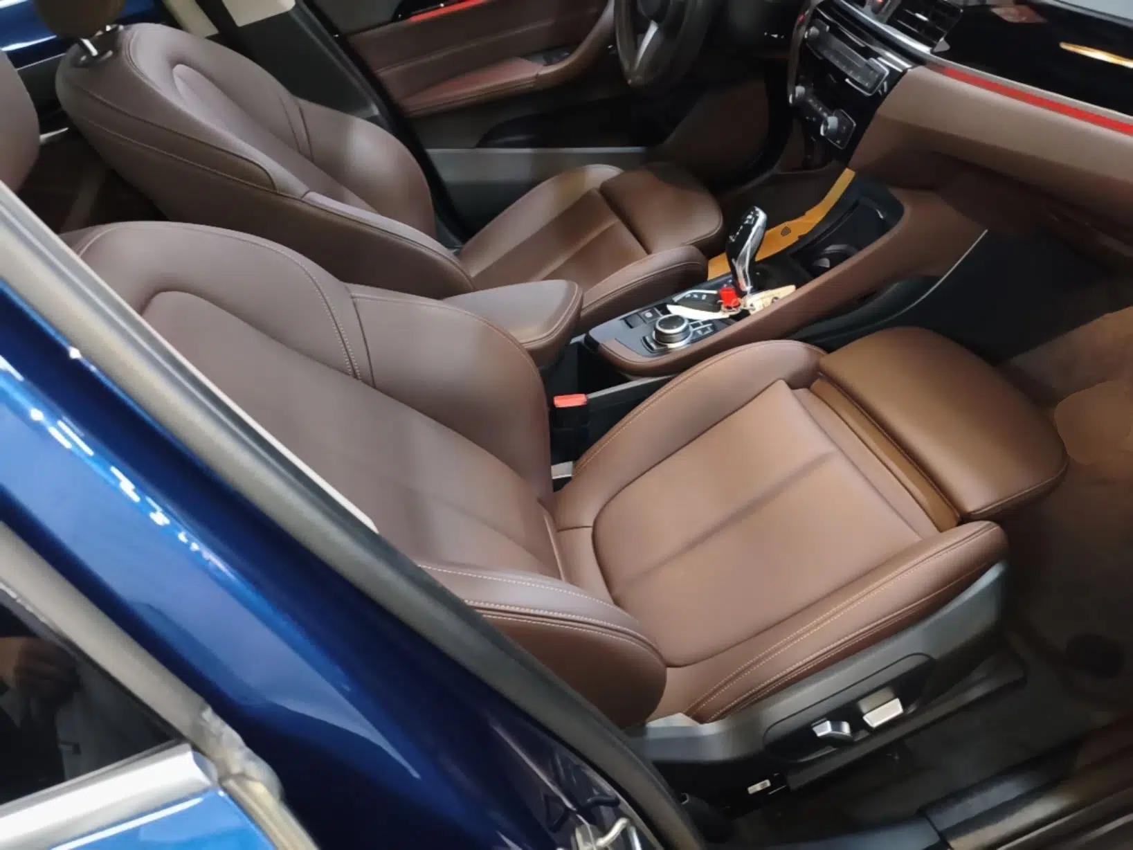 BMW X1 2022 sDrive25Li Leading Model — миниатюра 19