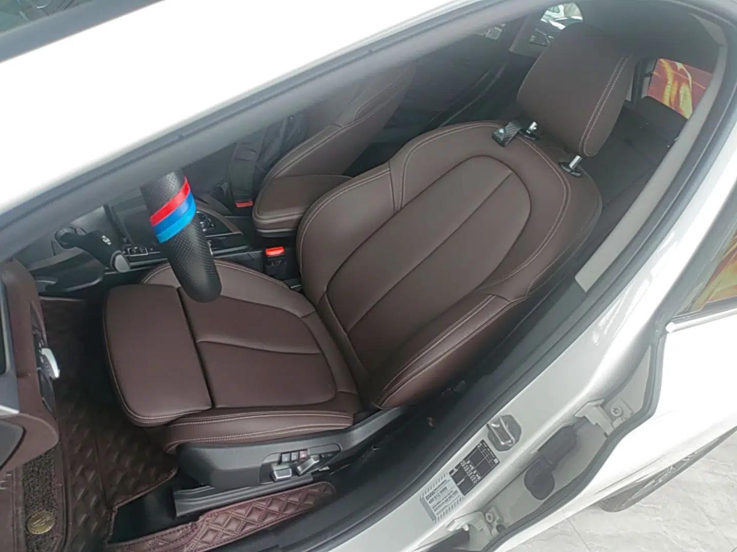 BMW X1 2022 sDrive25Li Leading Model — миниатюра 17