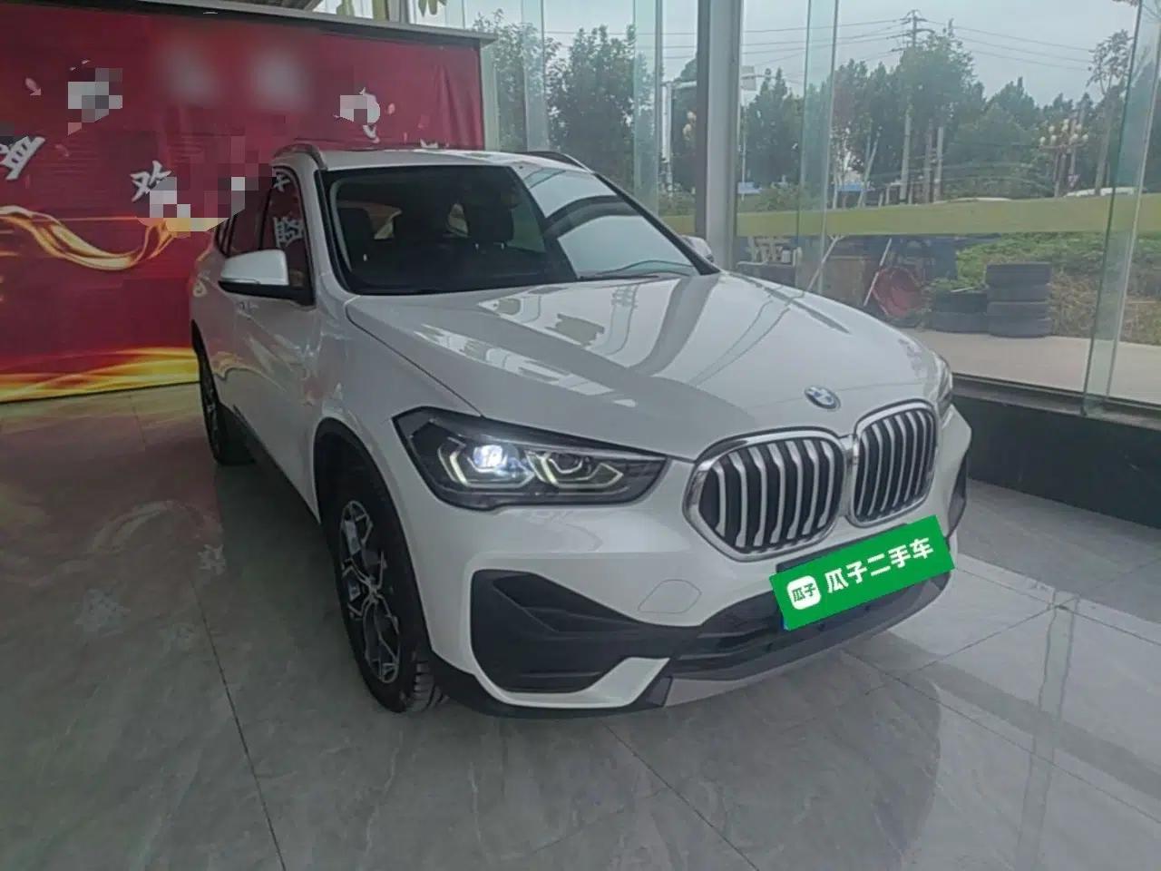 BMW X1 2022 sDrive25Li Leading Model — миниатюра 3