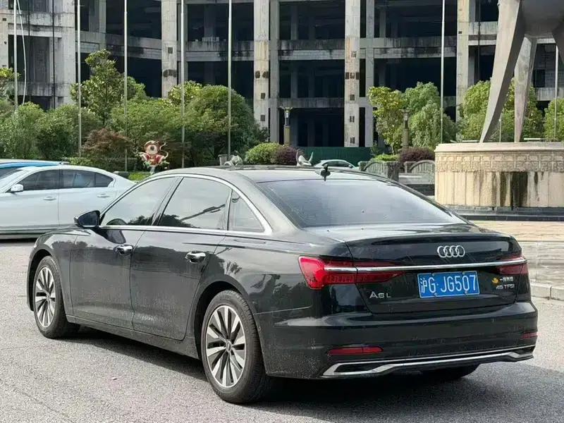 Audi A6L 2023 45 TFSI Premium Dynamic Edition — миниатюра 4