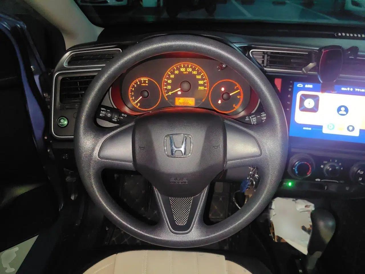 Honda Gienia 2017 1.5L CVT Classic Edition — миниатюра 10