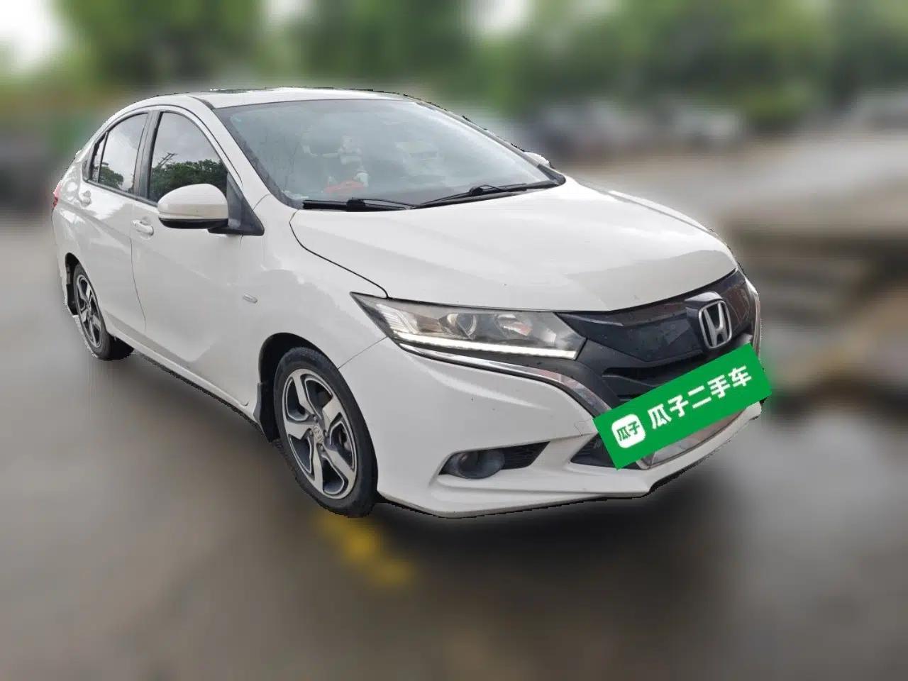 Honda Gienia 2017 1.5L CVT Fashion Edition — миниатюра 3
